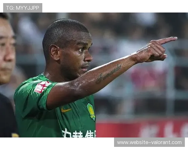 费尔南多·费尔明欧冠上演帽子戏法 成为首位达成此成就的西班牙球员