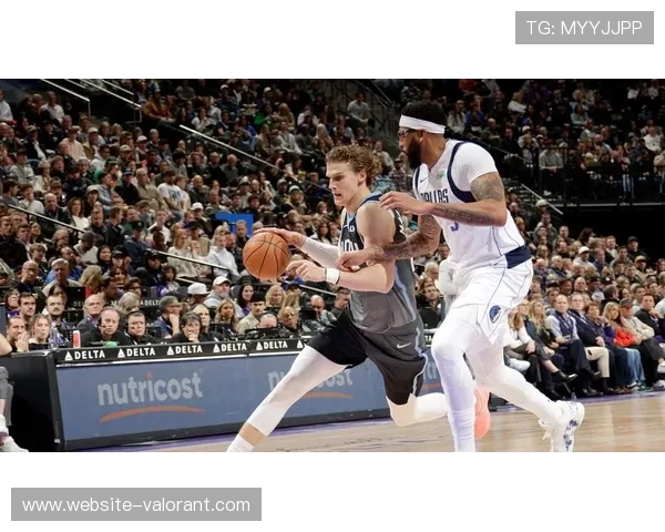 爵士客场不敌独行侠，马尔卡宁缺阵影响进攻端表现