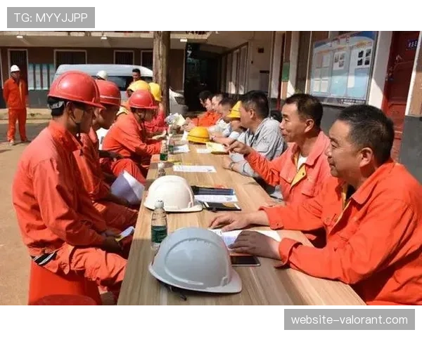 为应对雨季,部分南方主场完成新型顶棚排水与气候控制系统测试